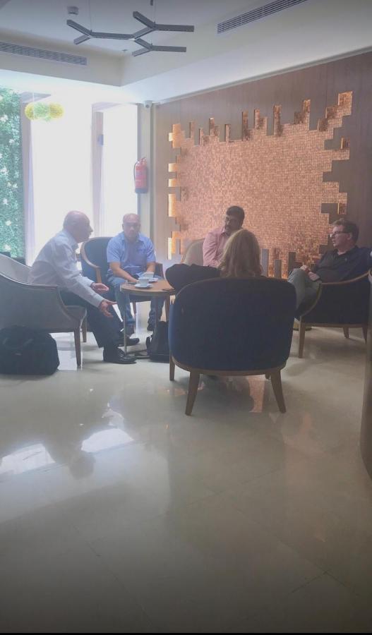 Al Louloah Al Baraqah Furnished Apartments Jeddah Bagian luar foto